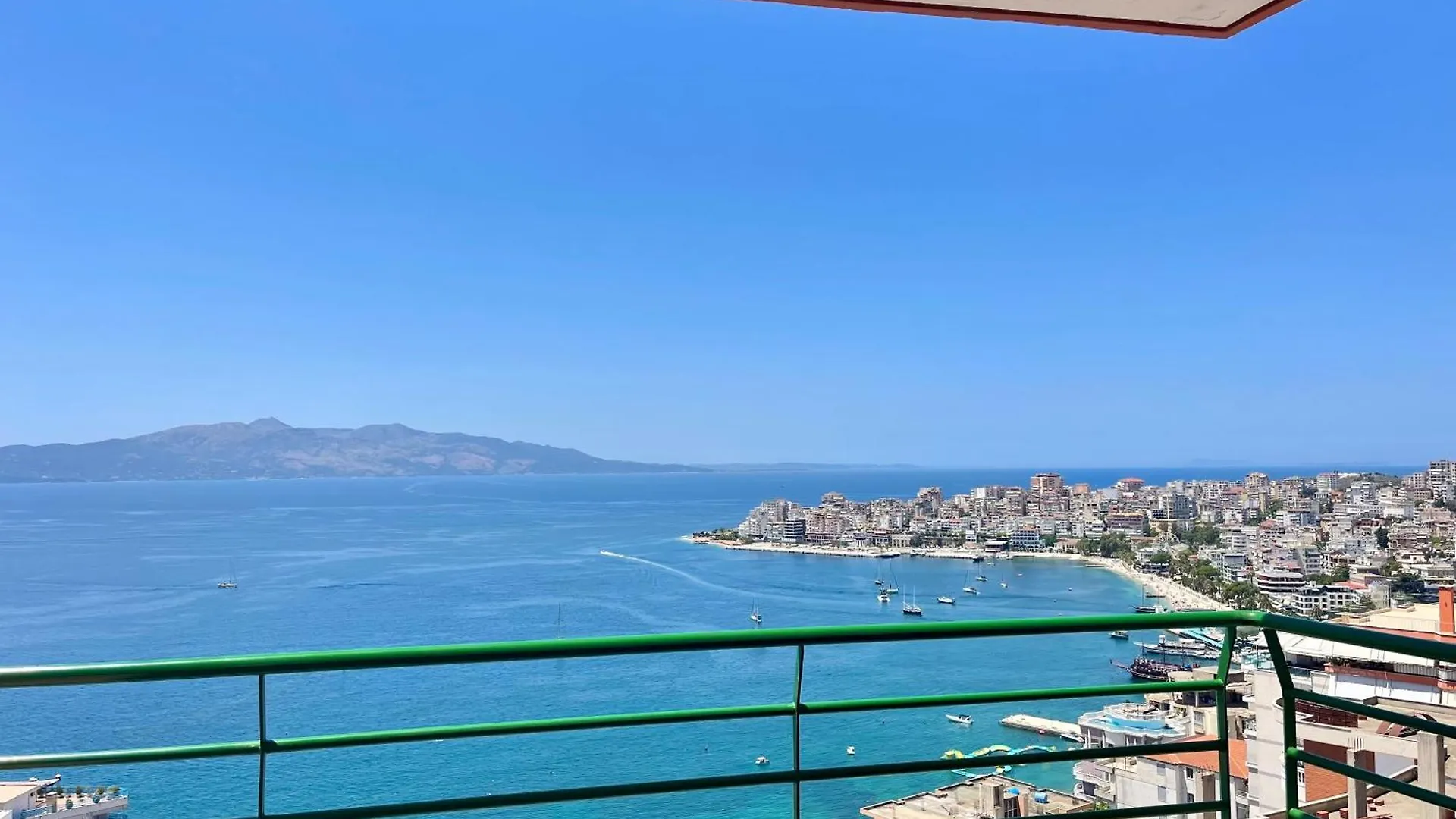 Apartment Sea View Saranda Apartament