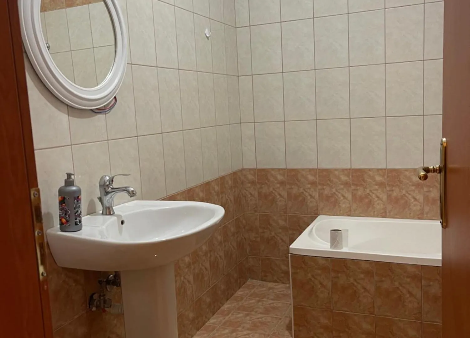Sea View Saranda Apartament